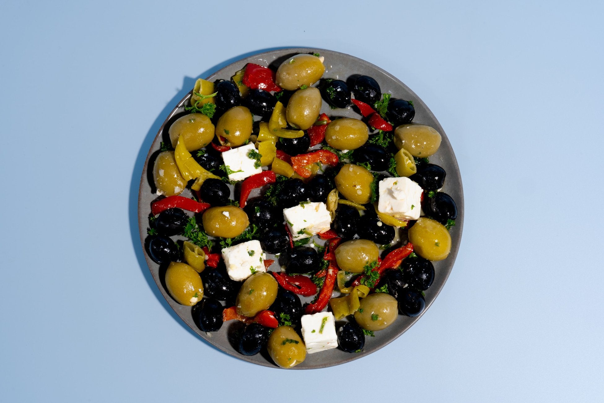 Olivensalat mit Fetawürfel – Sirins Genussbazar Olivensalat mit Fetawürfel – Sirins Genussbazar